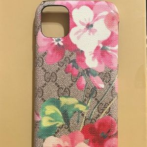 New IPHONE 11 Fashion Inspired Phone Case